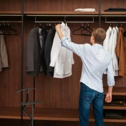 Valet De Chambre à Poser En Noir -HOME24 Soldes 0441ecf1fce74c0ab93bf005b7ed2a7f