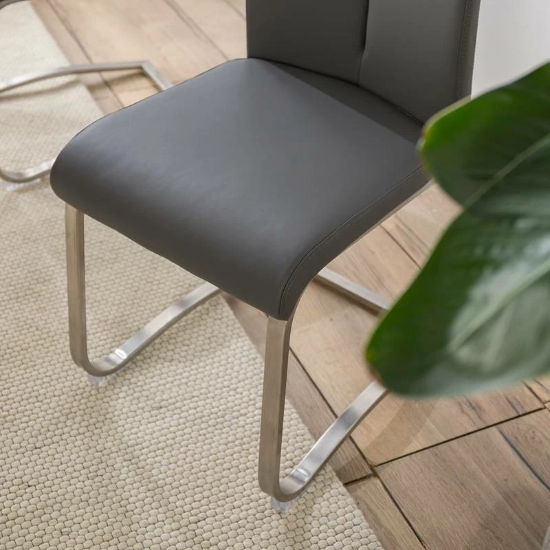 Chaises Cantilever Ratos (lot De 2) 11 Chaises Cantilever Ratos (lot De 2) – Image 9