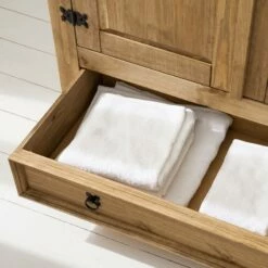 Armoire Finca Rustica I -HOME24 Soldes 1000192589 200506 14210600018 DETAILS P000000001000192589