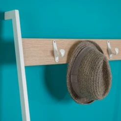 Bureau Avec Porte-manteaux North 27 Bureau Avec Porte-manteaux North -HOME24 Soldes 1000272897 220531 025 MOOD DETAILS P000000001000272897 mood