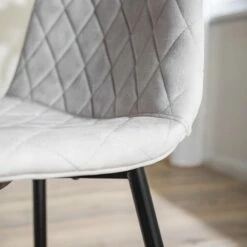 Chaises Capitonnées Trevo II (lot De 2) -HOME24 Soldes 1000274870 220517 030 DETAILS P000000001000274870