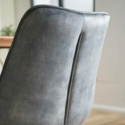 Chaises Capitonnées Vinni I (lot De 2) -HOME24 Soldes 1000274877 220517 040 DETAILS P000000001000274877