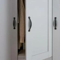 Armoire à Portes Battantes COLLONE 25 Armoire à Portes Battantes COLLONE -HOME24 Soldes 1000376846 230921 022 MOOD DETAILS P000000001000376846 mood