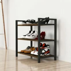 Étagère à Chaussures Sømna à 3 Niveaux -HOME24 Soldes 40a2942686a44f1990c0db49b1207ec3