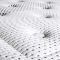 Matelas Delphes -HOME24 Soldes 47c13fa108364cbfbc7082a94e375502