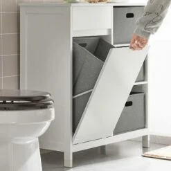 Armoire Salle De Bain BZR77-W -HOME24 Soldes 7ae1cb959c4448a58f11664caef3dc25