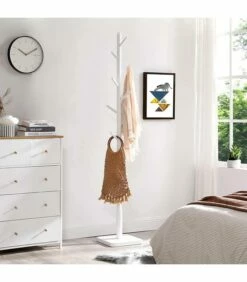 Porte-manteau Sur Pied Blanc 8 Crochets -HOME24 Soldes 8493fa2a0adf4010a525e636c60a8189