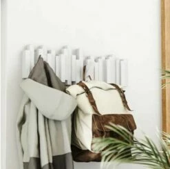 Umbra Porte Manteaux Barrettes -HOME24 Soldes 943b399bbf8e44a9b192035eb98db3fc.cropped 198 203 594 590.processed