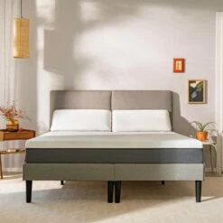 EMMA Matelas Hybride + Oreiller Original -HOME24 Soldes 9506e387d2ee4df5b257fae4d8e57f99