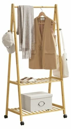 Portant à Vêtements Ullensvang -HOME24 Soldes b75225f8af5a421db4051a7c73b5fe7a.cropped 459 21 1080 1958.processed