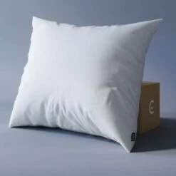 EMMA Matelas Confort + Oreiller Nuage -HOME24 Soldes b7566e6203104b8d84b8cc925da999e1