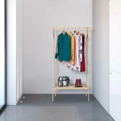 Portant En Bambou Pliable Avec étagère -HOME24 Soldes c9e1d6405e4448bd8f2ad9daf6fd1389