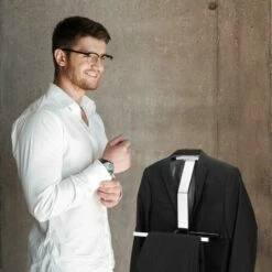 Valet De Chambre Métal Argenté Chromé 11 Valet De Chambre Métal Argenté Chromé -HOME24 Soldes ca9c7723b9a74125b76549263cc718ad