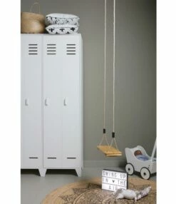 Armoire Stijn -HOME24 Soldes cc210a59a8034456aee7d4ce85ae1cd7.cropped 786 0 2039 2361.processed