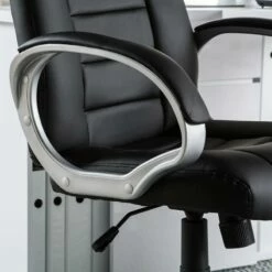 Fauteuil De Direction Steve II -HOME24 Soldes chefsessel steve ii kunstleder schwarz 3374905