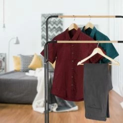 Portant à Vêtements à Roulettes -HOME24 Soldes d05a0a0bd25246d5826759eb4e44d9d4