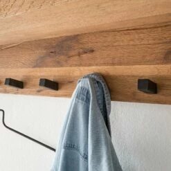 Porte-manteaux Mural Forunas I 15 Porte-manteaux Mural Forunas I -HOME24 Soldes wandgarderobe forunas i zerreiche wildeiche massiv 4012760